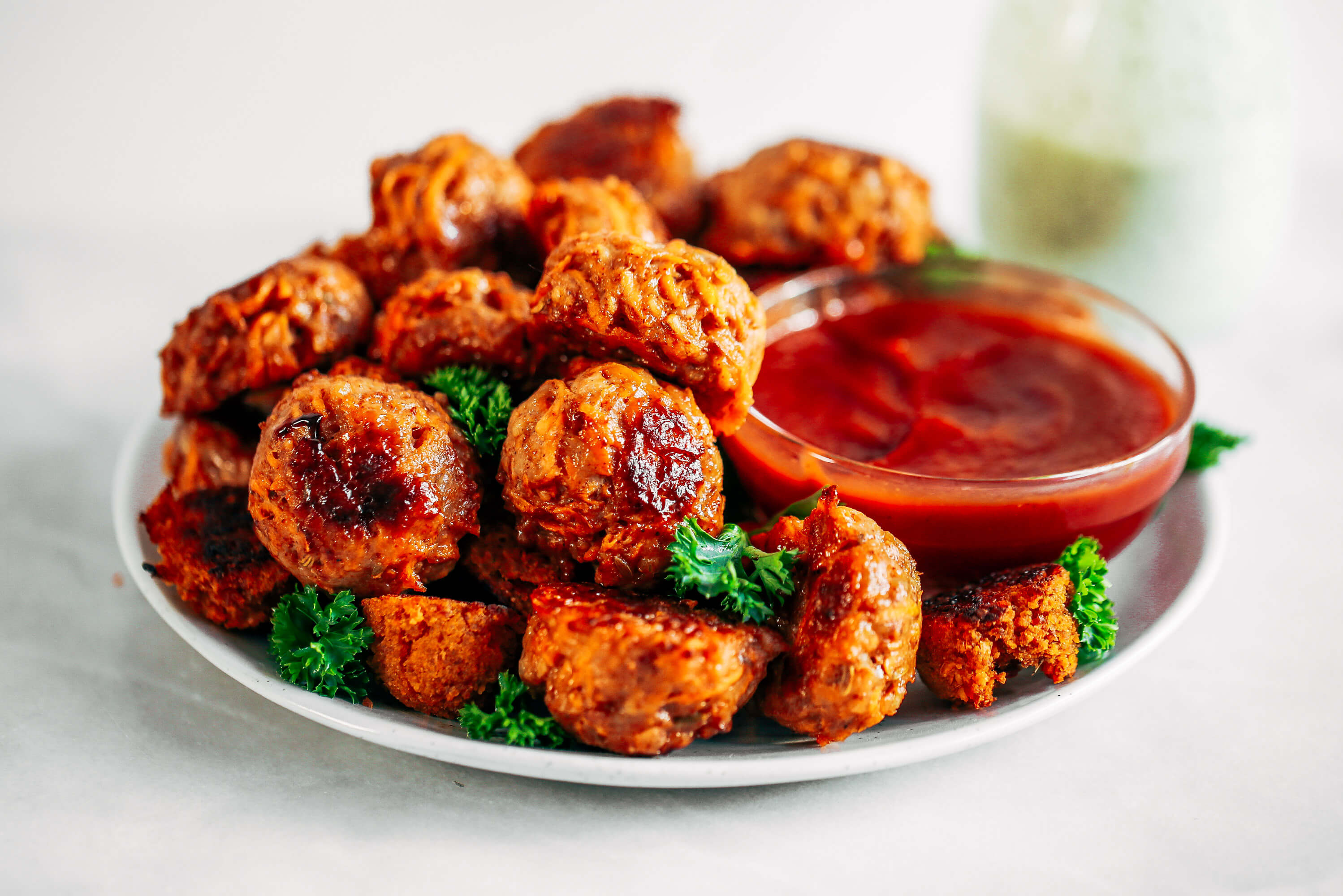 Chipotle sweet potato chicken poppers are paleo, whole30, and so easy to make! These spicy chicken poppers are so flavorful and delicious! A perfect freezer-friendly meal prep recipe. #paleo #whole30